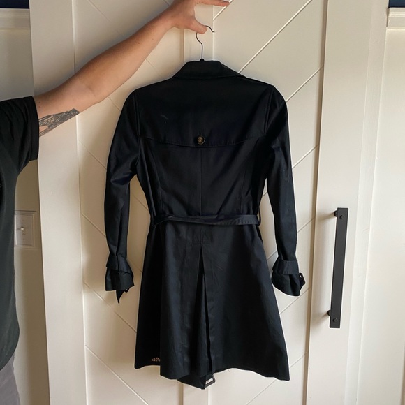 Banana Republic Retro Trench Coat - Picture 2 of 3